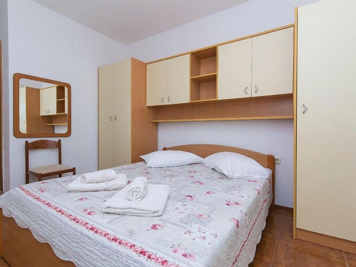 Apartments Mario Брела Экстерьер фото